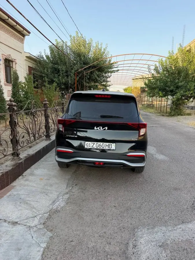 Kia carens 2025 2-позиция