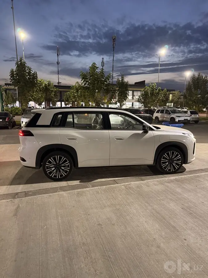 GAC AION I60 Elektr 530km proektsiyali 2026