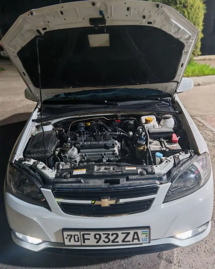 chevrolet jentra avtomat