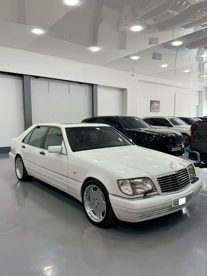 Mercedes Benz S500 (Original)