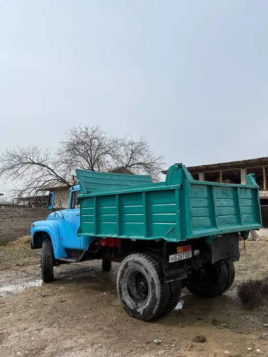 Zil sotiladi 8000 vikup nasiyagaxam beriladi