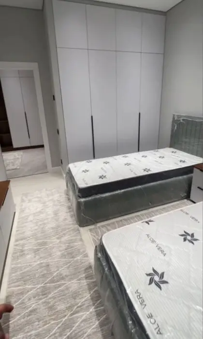 Срочно!Продаётся 3х комнатная квартира,102кв.м,ремонт,Шота Руставели.