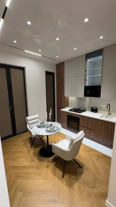 Продаётся 1в2 комнатная квартира в ЖК Parkwood 

Ориентир: Госпитальны