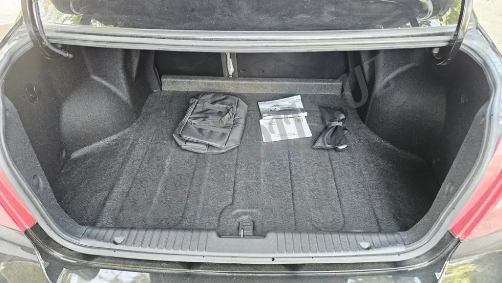 Gentra 3 AT Lyuk va Abs bor. Magnitafon yuq